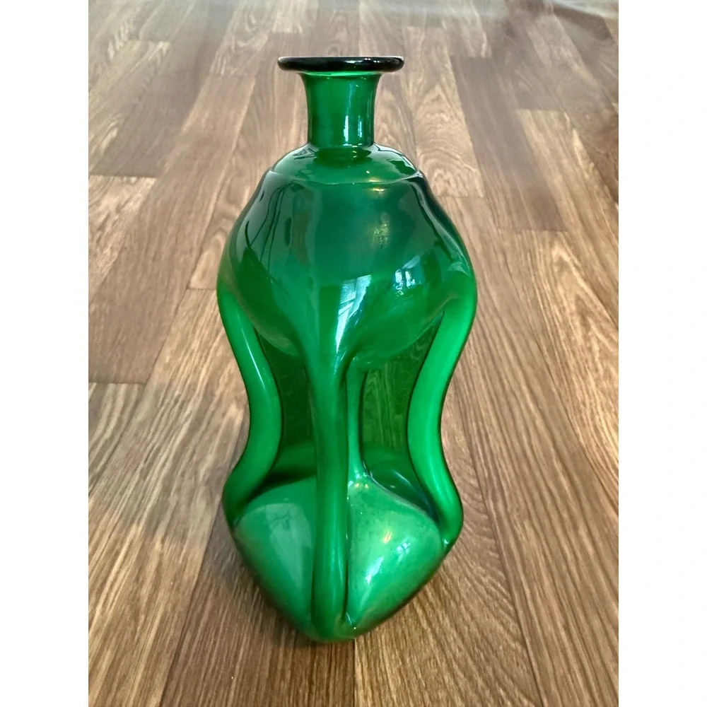 Vintage Emerald Green Pinch Dimple Blown Glass Decanter MCM Art Glass Vase